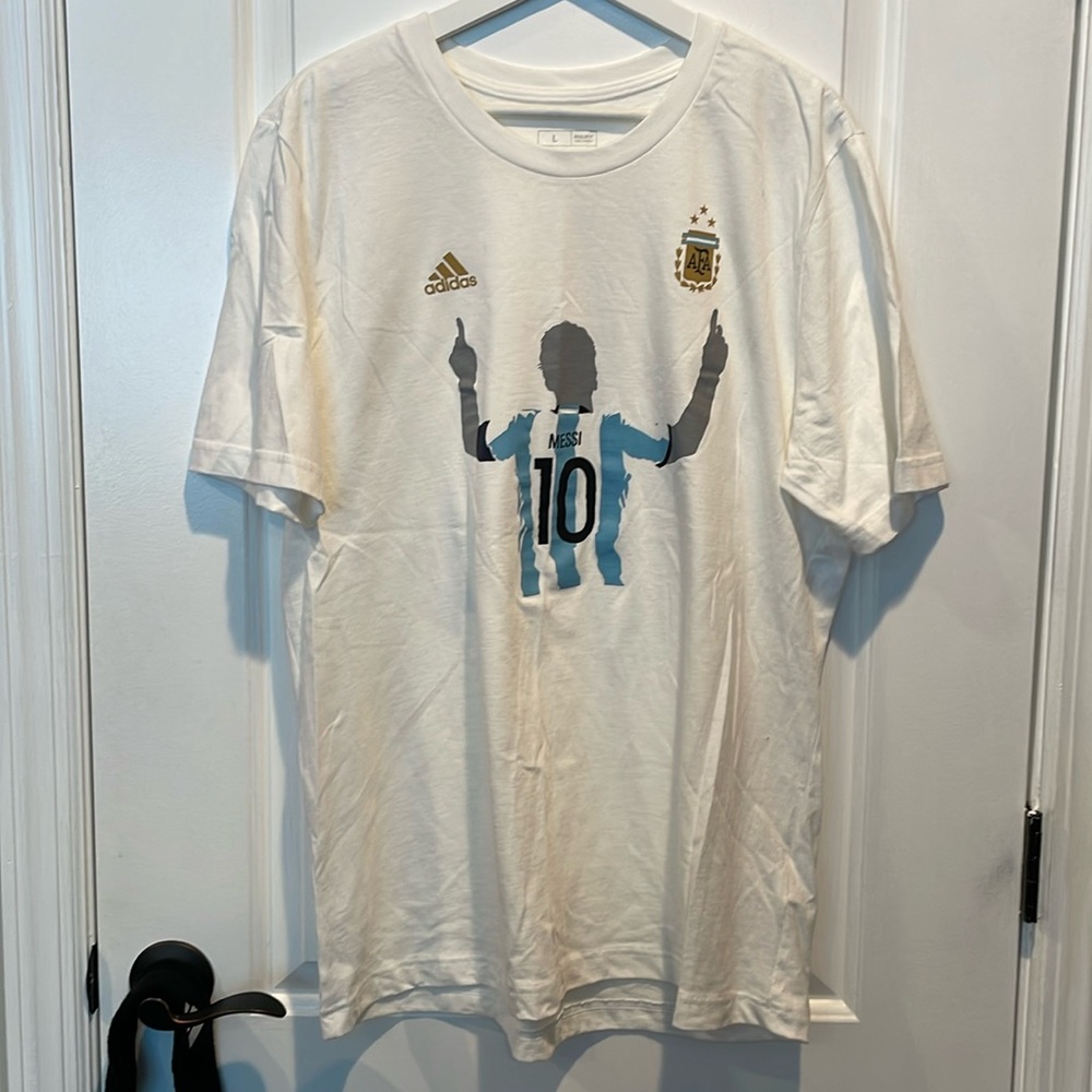 Argentina Messi World Cup Winners T-Shirt (L).